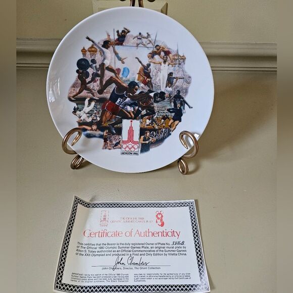 NEW 1980 Official Summer Olympics Moscow Plate | Certificate of Authorization - Picture 4 of 4